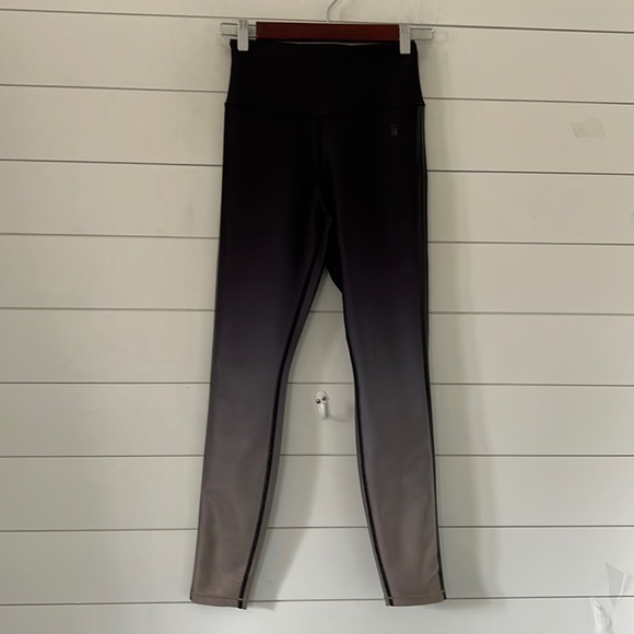 GOOD AMERICAN Size 0 Ombré Core Power Strength 7/8 Leggings High Rise Ka… - Picture 4 of 17